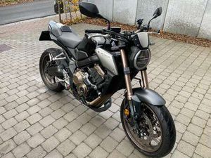 CB650R - AKRAPOVIČ