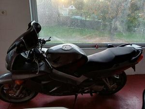 ② HONDA VFR800 BJ200 126 000 KM