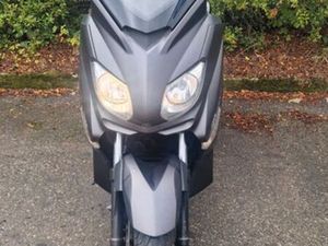 XMAX 125 ABS BUSINESS