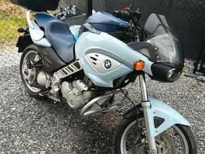 ② BMW F650 CS