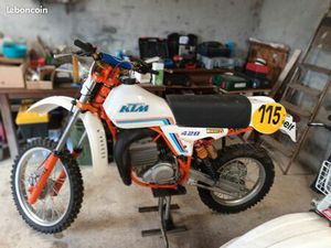 VEND MOTO KTM 420 ENDURO AN 1980