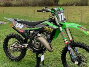 À VENDRE : MOTOCROSS 125 SX – PRÉPARATION BUD RACING