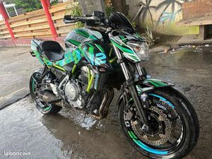 KAWASAKI Z650