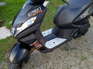 PEUGEOT KISBEE STREET ZONE