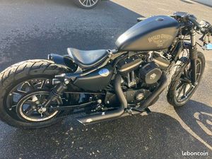 MOTO HARLEY DAVIDSON 883, IRON