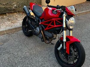 DUCATI MONSTER 796