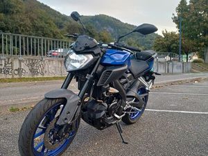 YAMAHA MT 125