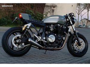 CAFÉ RACER