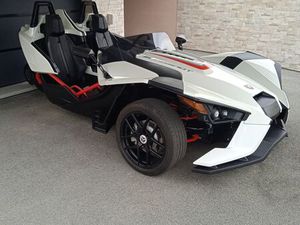 POLARIS SLINGSHOT