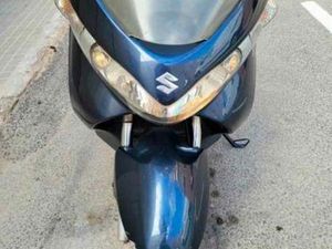 SUZUKI - BURGMAN 125