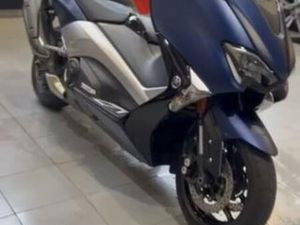 YAMAHA - TMAX DX 530
