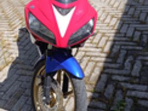 HONDA CBR125R