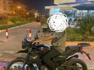 ROYAL ENFIELD HIMALAYAN 411 CC