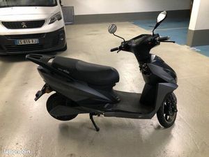 SCOOTER ÉLECTRIQUE E OPAI 50CM3