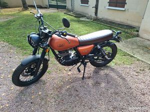 VENDS MOTO CAUSE MALADIE