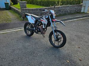 MOTO RIEJU MRT 50 CC