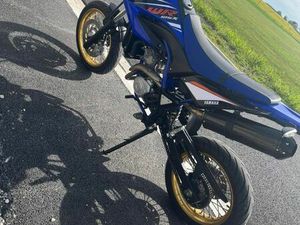 YAMAHA WR125X