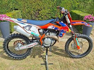 ② KTM 350 SXF