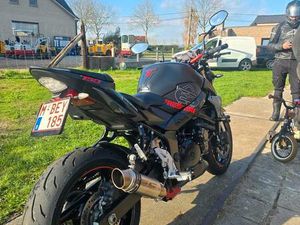 ② TE KOOP/ TE RUIL: SUZUKI GSR 750 FREEGUN