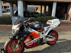 HONDA CBR 900 RR FIREBLADE (BJ 1995) — MOTOREN | OVERIGE MERKEN — MARKTPLAATS