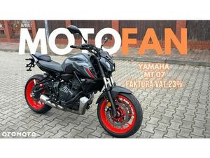 YAMAHA MT