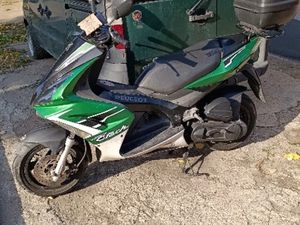 ПРОДАВАМ PEUGEOT JET C-TECH 49 CC ВОДНО ОХЛАЖДАНЕ →