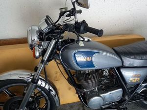 YAMAHA 500 SR SIMILAIRE 400