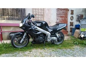 TRIUMPH SPRINT 955 RS