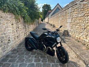 DUCATI DIAVEL 1200 DARK