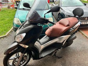 SCOOTER YAMAHA XCITY 125 À SAISIR