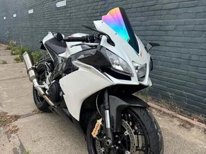 ② APRILIA RSV4 ORIGINEEL NEDERLANDS