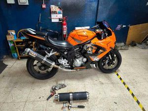 HYOSUNG - GT 650 R COMET