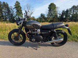 STREET TWIN