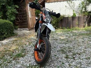 KTM 690 SMCR