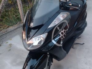 YAMAHA MAJESTY 400 →