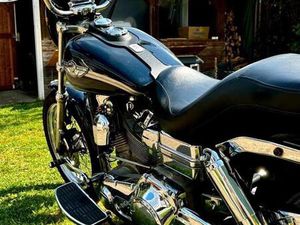 HARLEY DAVIDSON DYNAGLIDE