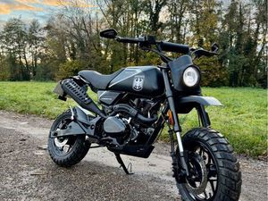 BRIXTON CROSSFIRE 125 XS