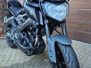 YAMAHA MT