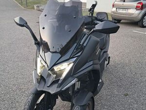 KYMCO CV3. 550