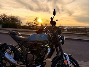 MOTO VOGE 350 AC ( A2 )