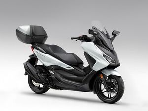 HONDA NSS 350 FORZA SMART TOP BOX, SCOOTER, MOTO NEUVE, CHF 7'280.-