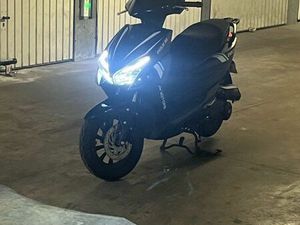 JM MOTORS EVOLIS RS 50 CC – COMME NEUF – 2 600 KM