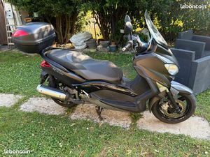 X-MAX 125 ABS BUSINESS 2011 FAIBLE KM