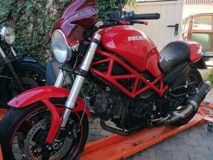 DUCATI MONSTER 695, MAXIMALE TIEFERLEGUNG, NIEDRIGE SITZHÖHE