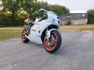 DUCATI 749S MOTORRAD