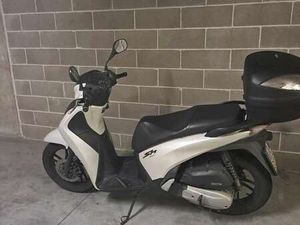 HONDA SH 150I SPORTY. ABS BIANCO