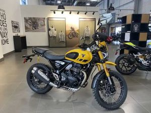 2026 TRIUMPH SCRAMBLER 400 XC