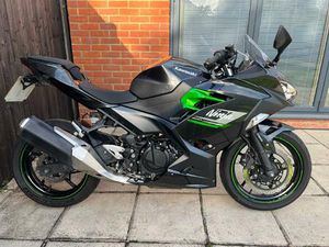 KAWASAKI NINJA 400 EURO 5 399 CC