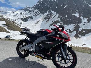 APRILIA RS4 125