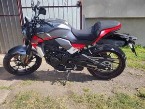 BARTON NAKED 125 LUBAŃ